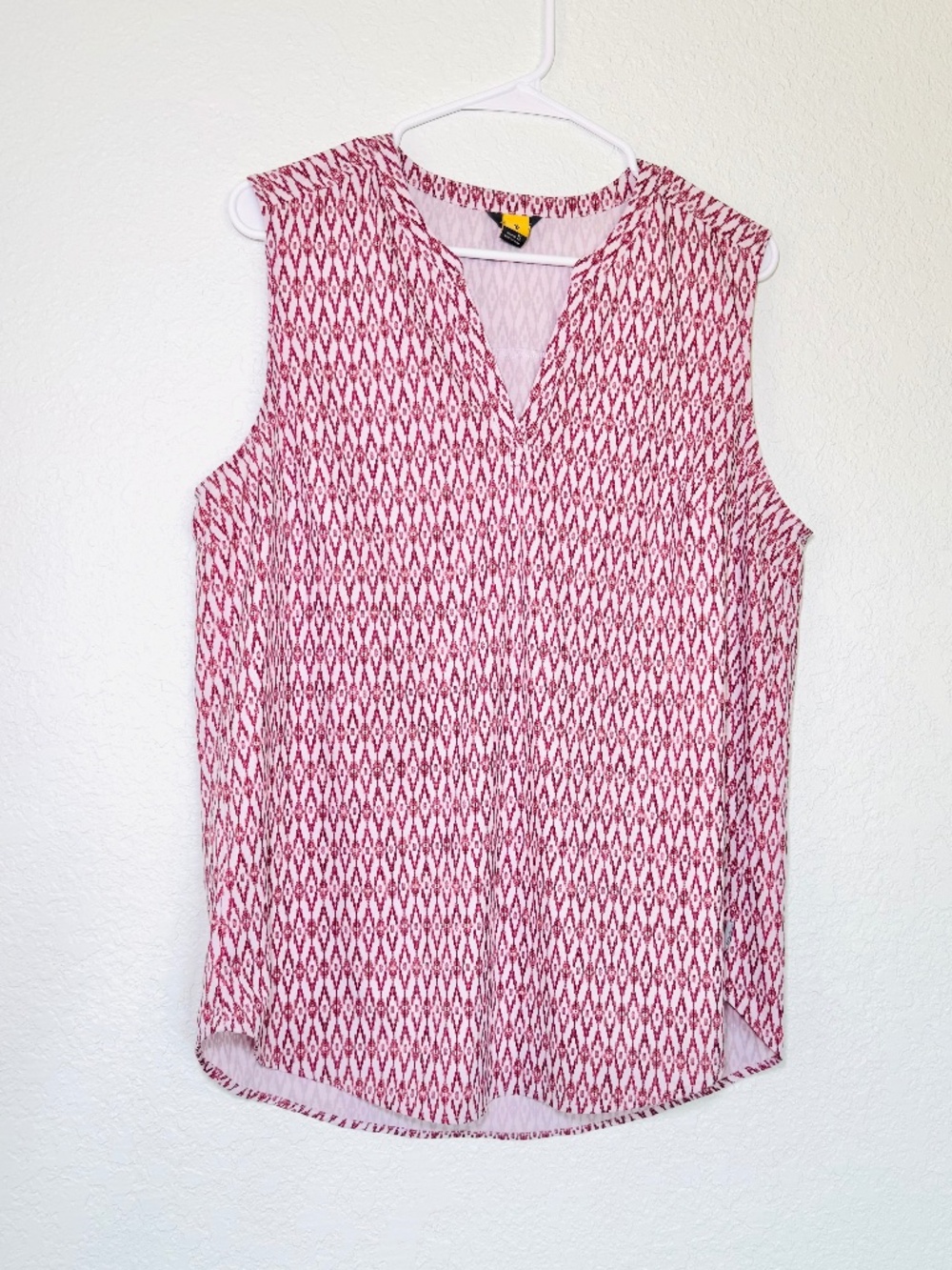 Eddie Bauer Wrinkle Resist Tank Top Women's L Tall Lightweight Hiking Athleisure